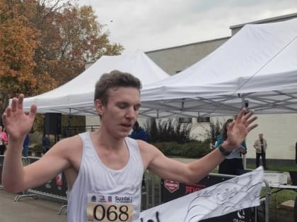 Уроженец Гусь-Хрустального победил в беговом полумарафоне