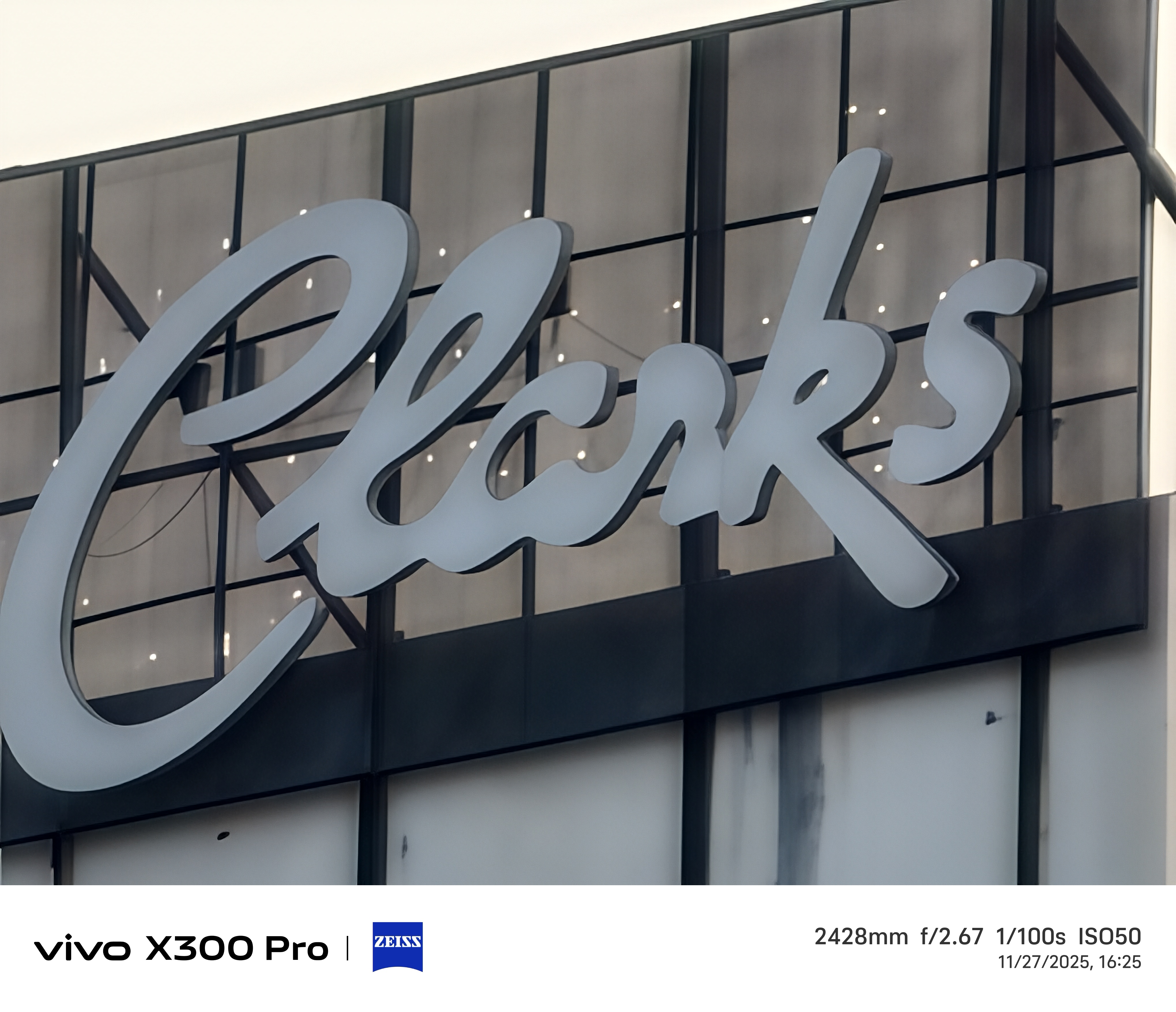 Vivo X300 Pro Camera Sample