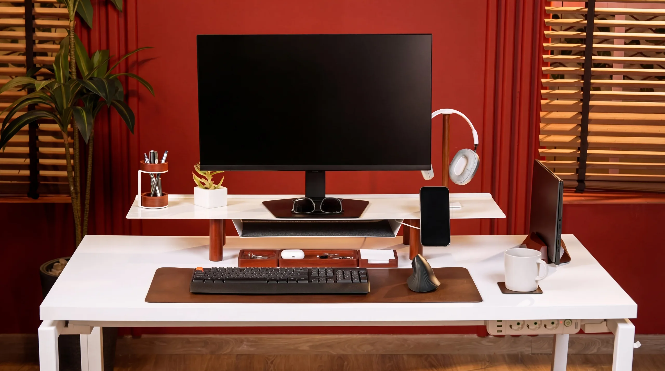 MagSafe iPhone KEDO Desk Shelf Mount — 4