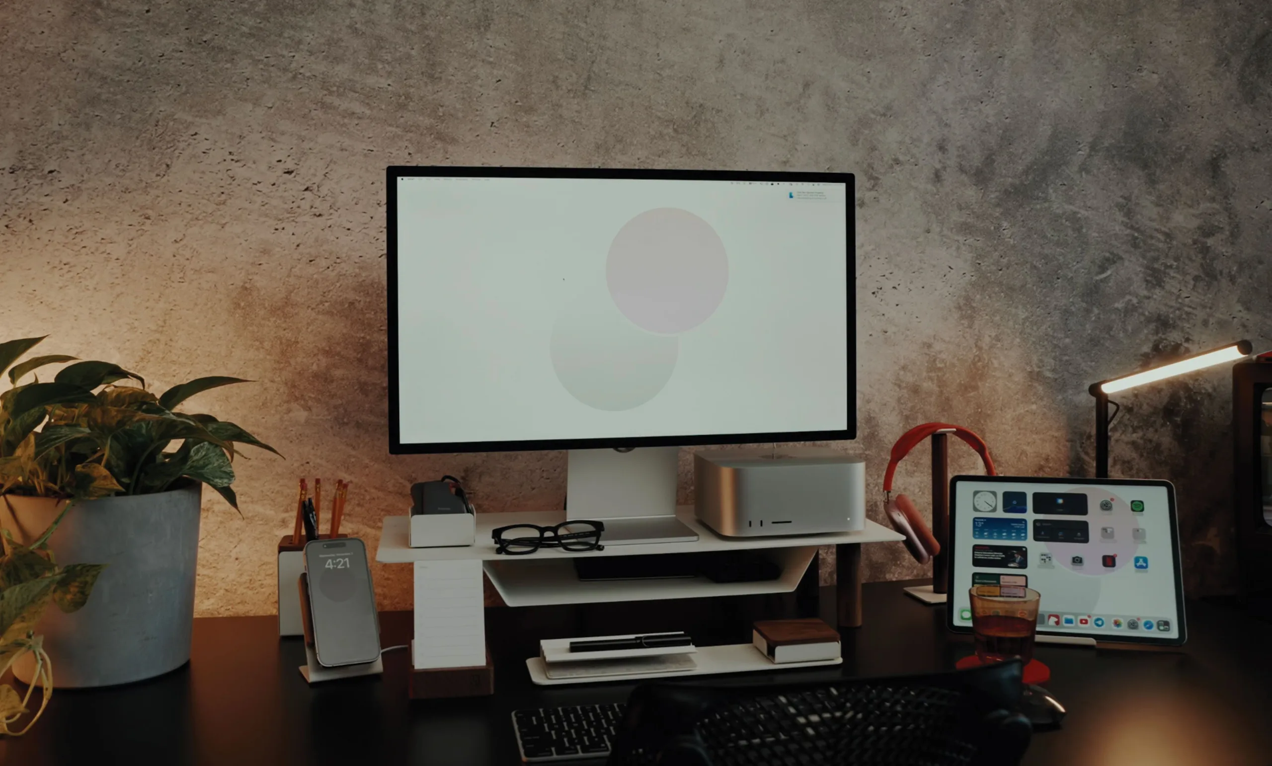 Ergonomic desk step by step: how to set up your monitor, laptop, and keyboard
