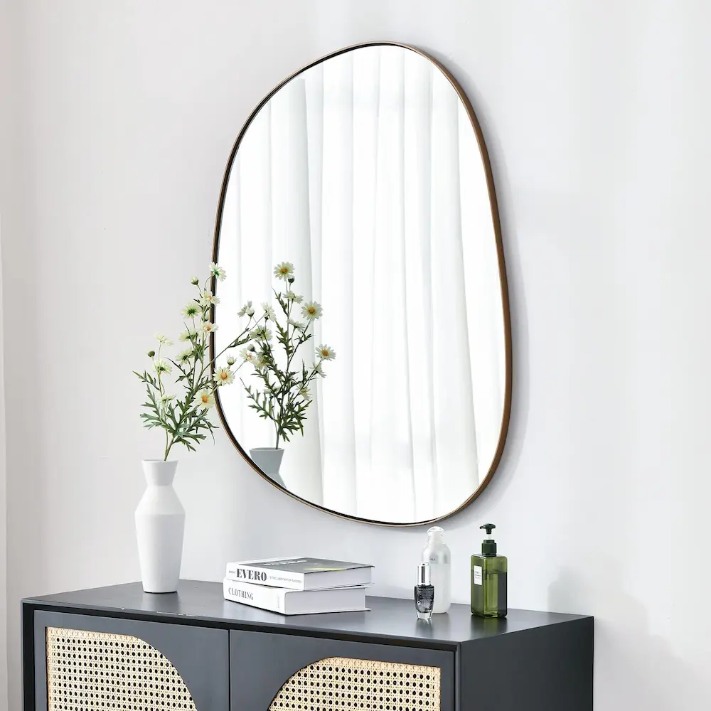 Modern Asymmetrical Brass Wall Mirror for Elegant Living Spaces
