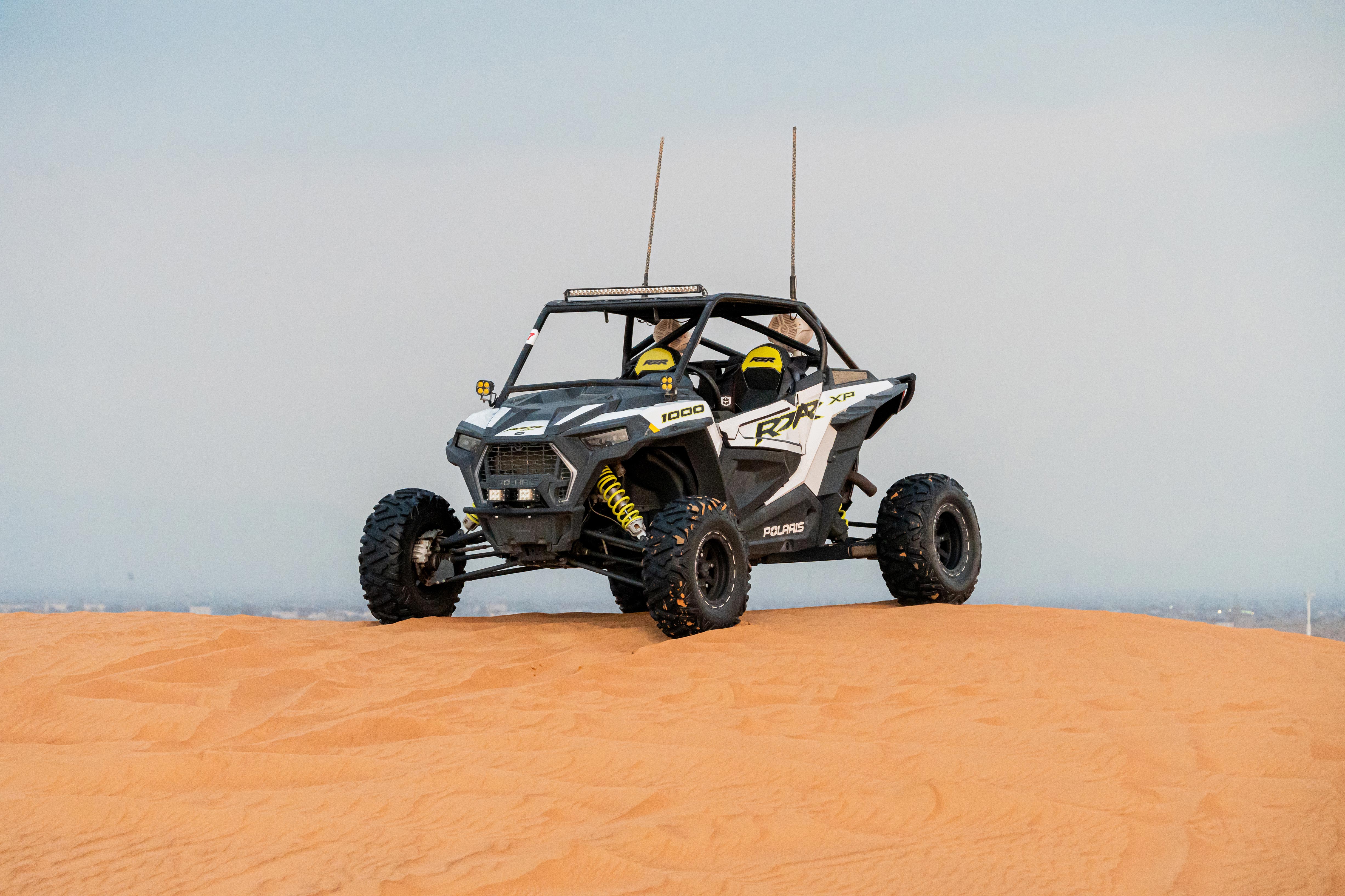  Polaris RZR XP 1000cc (2 seater) 0