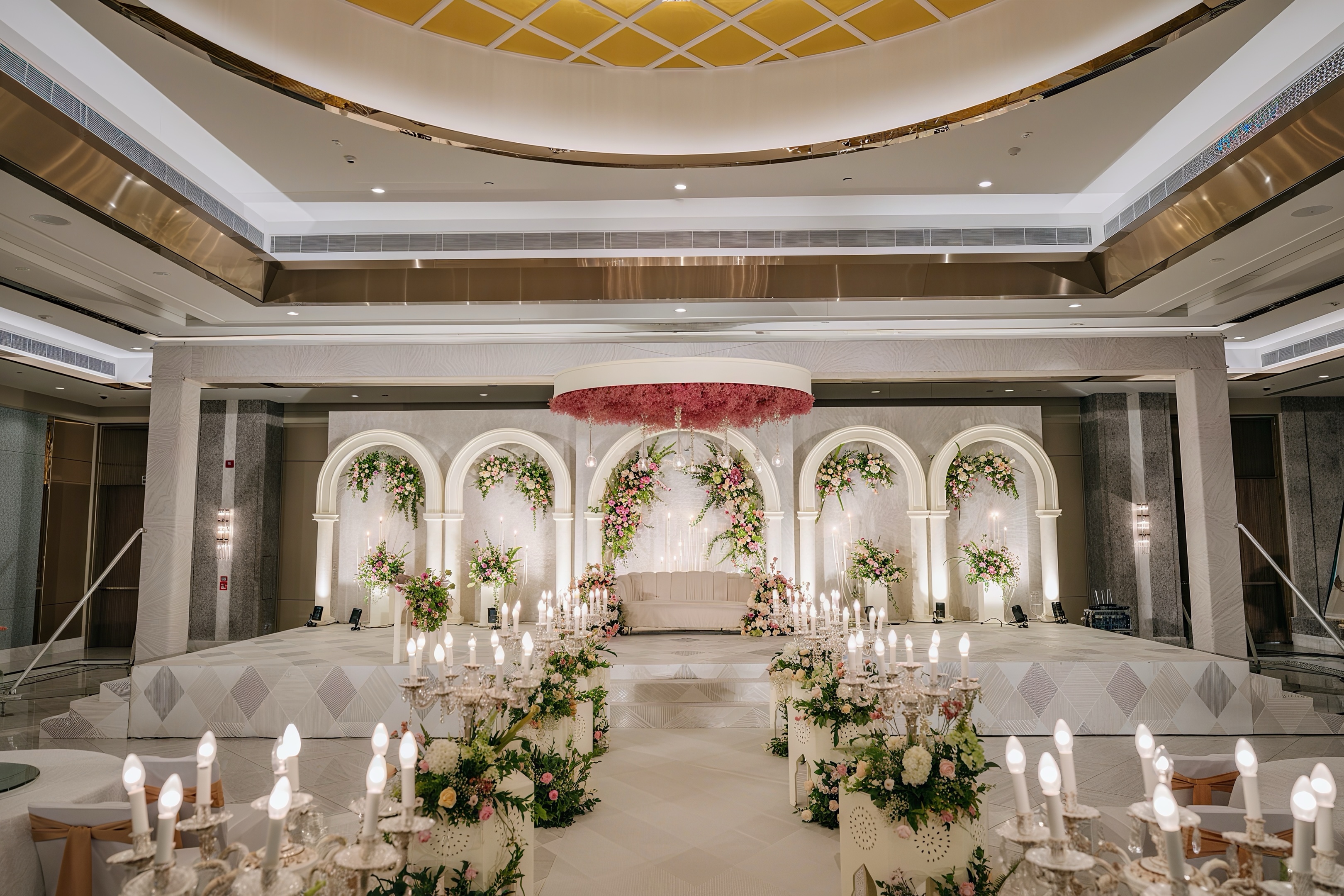 Modern Elegant Decoration