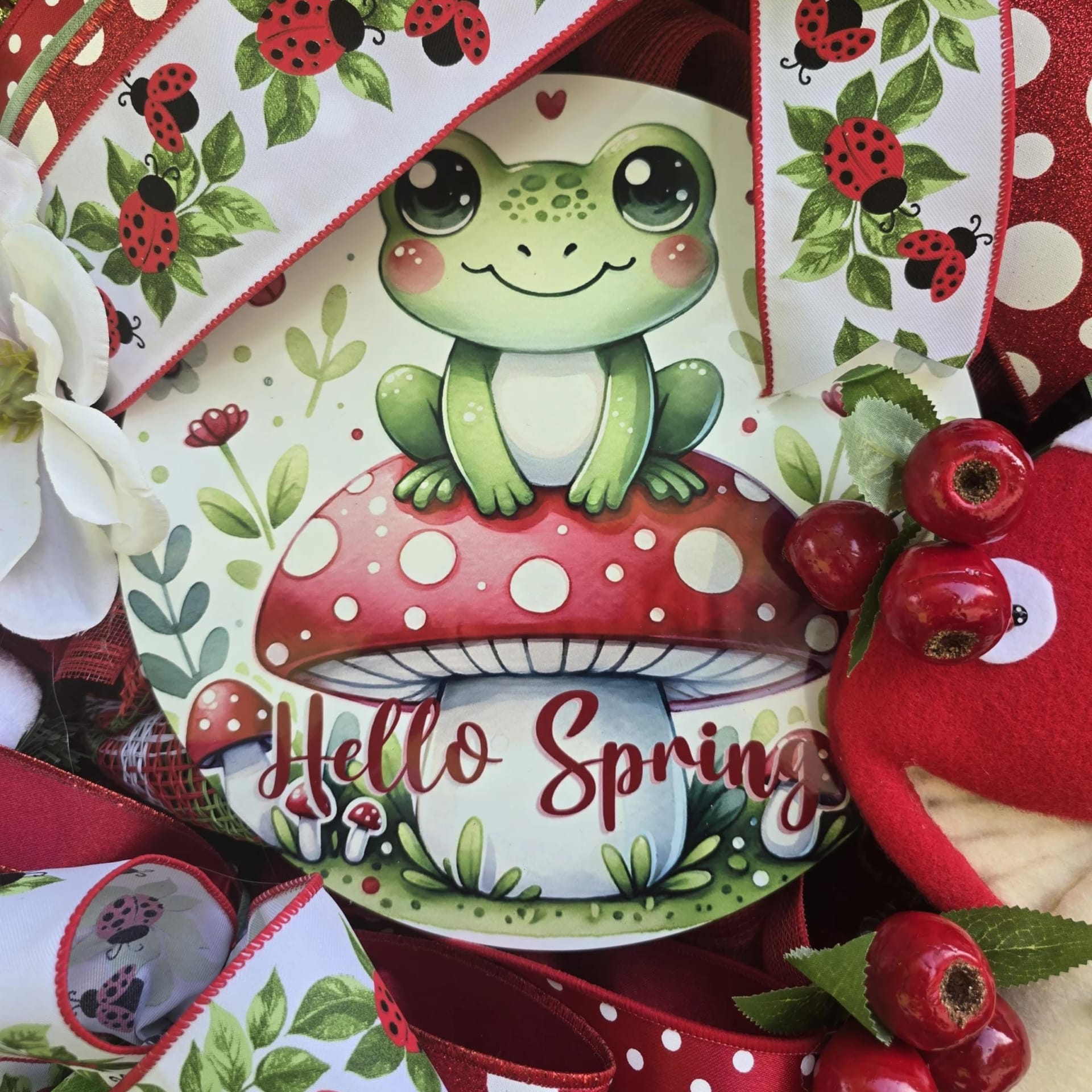 Luxury Spring Wreath Frog Theme, photograph 5