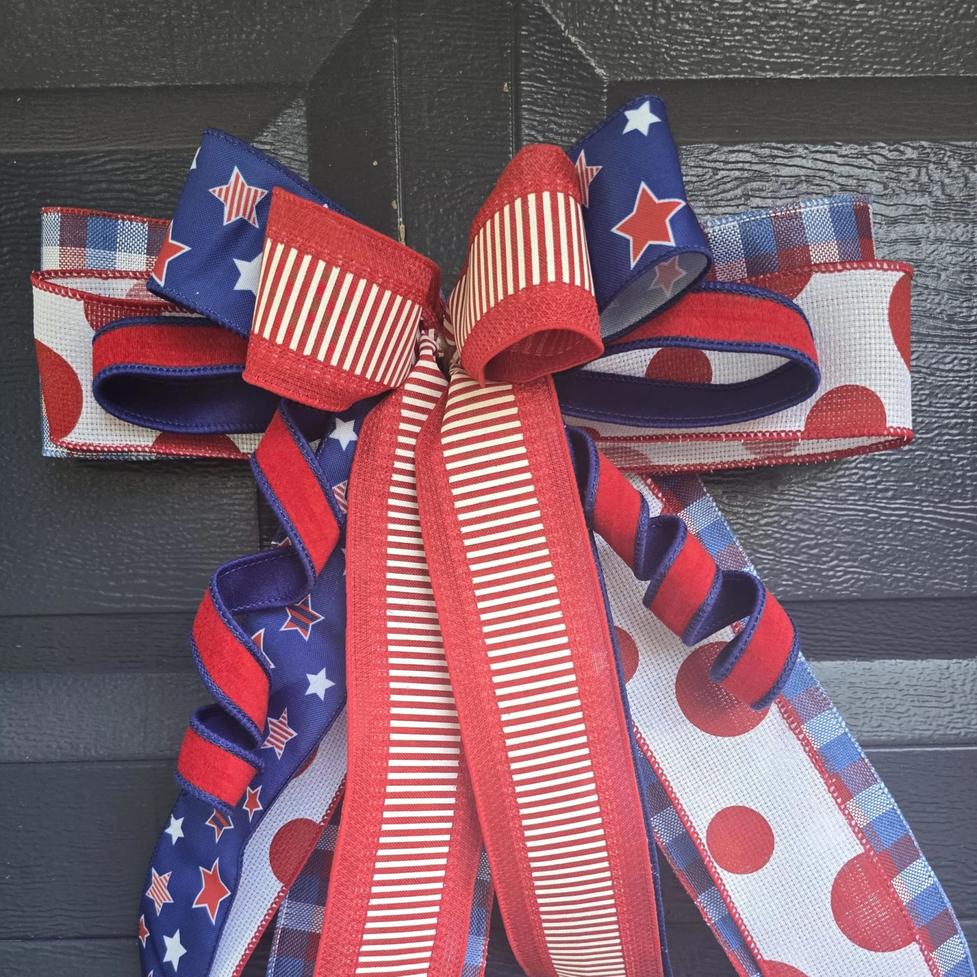 Interchangeable Bow Wreath, photograph 4