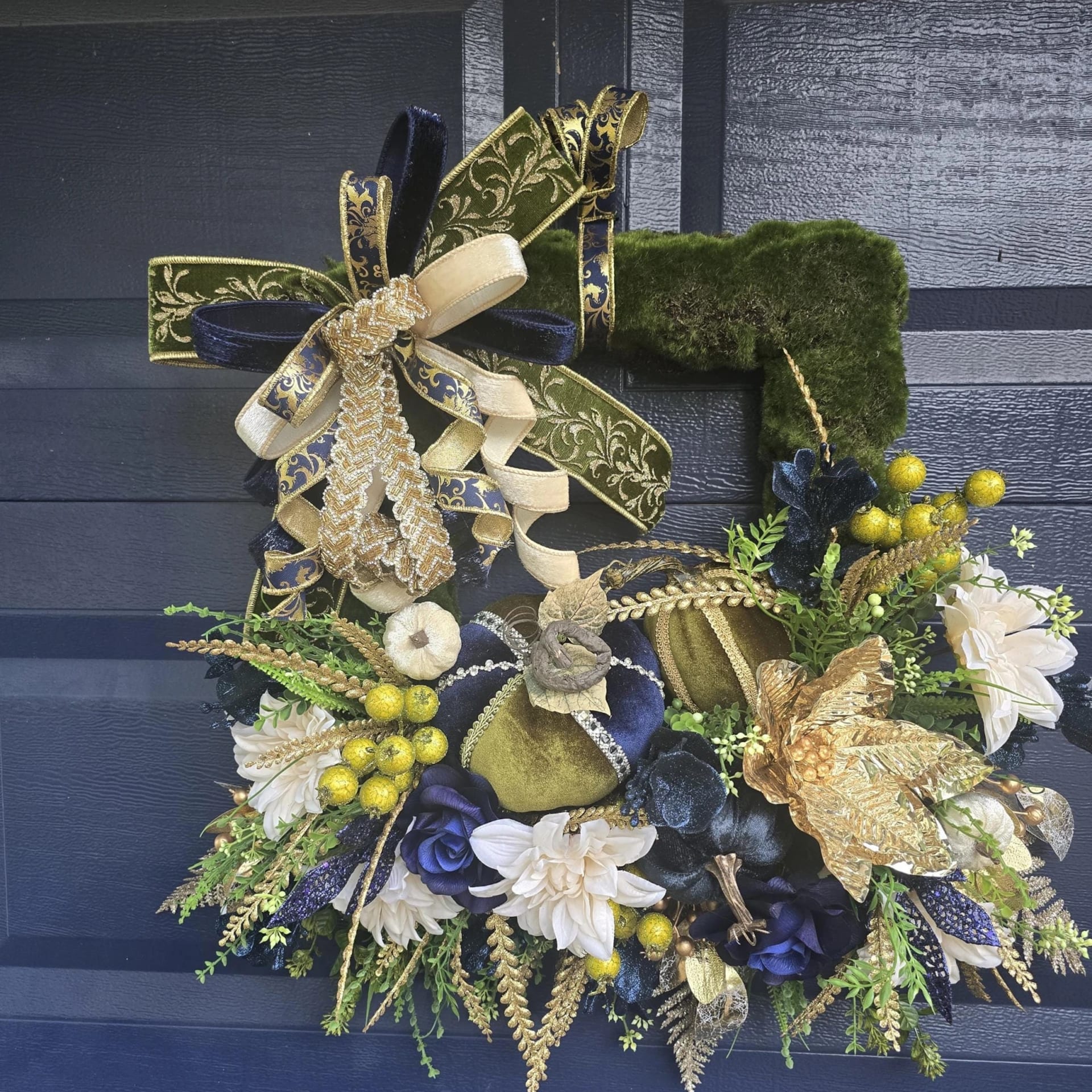 Luxury Fall Moss Wreath & Centerpiece Set