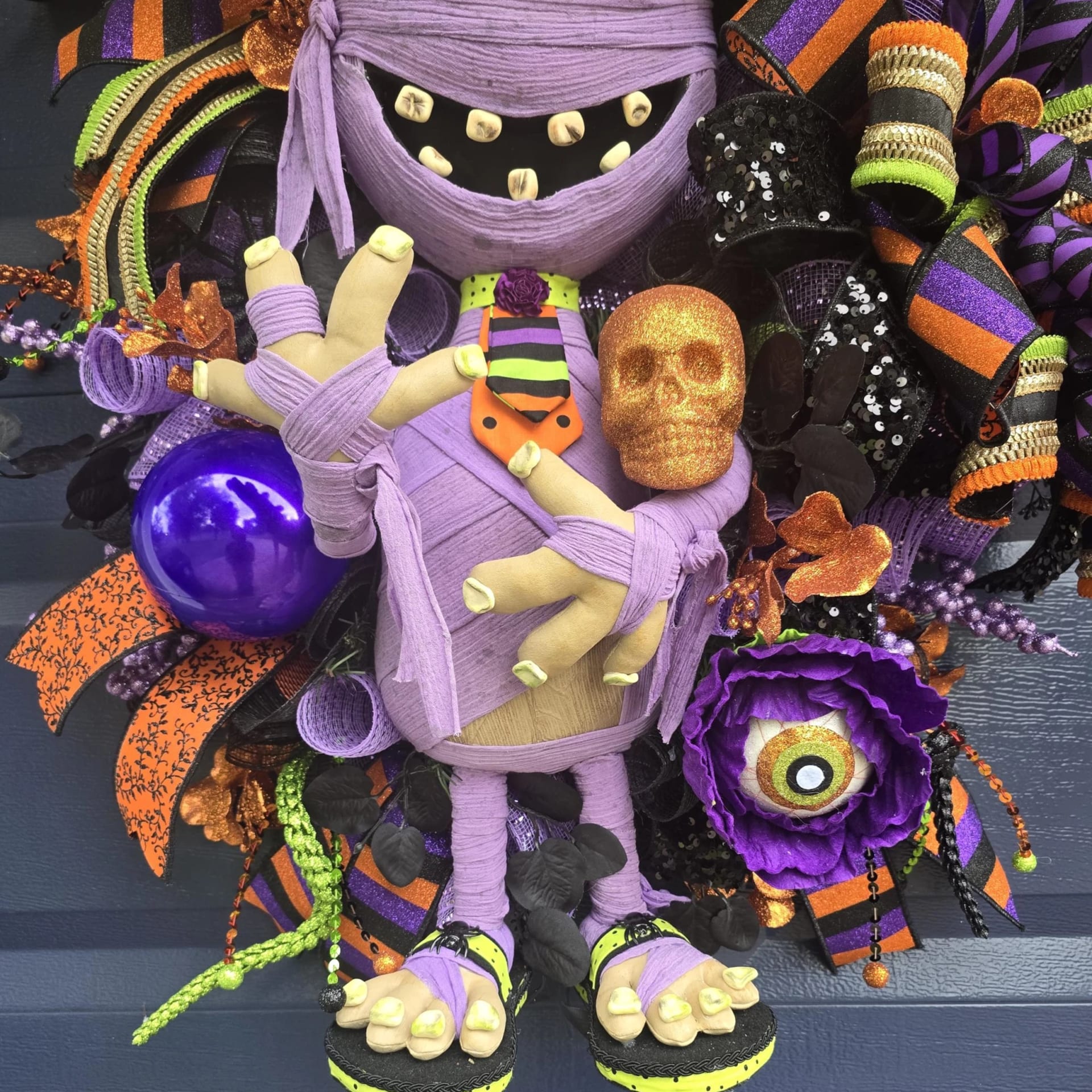 Whimiscal Mummy Halloween Decor, photograph 6