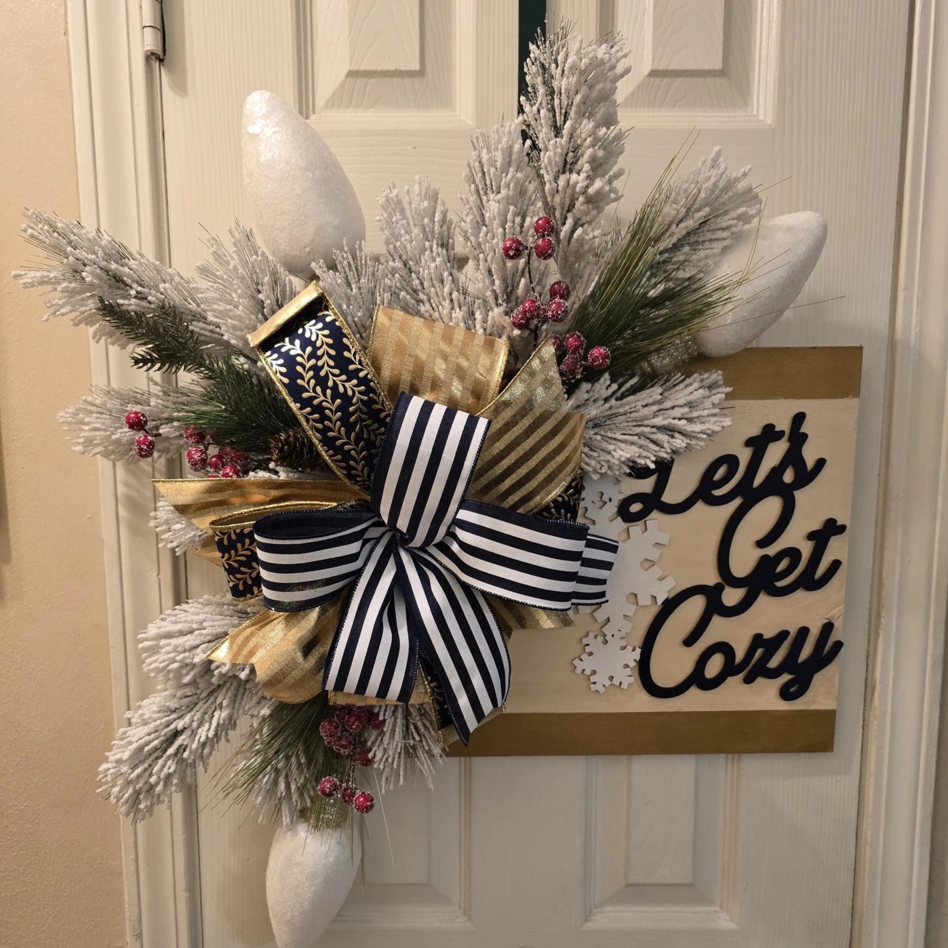 Let’s Get Cozy Christmas Door Hanger