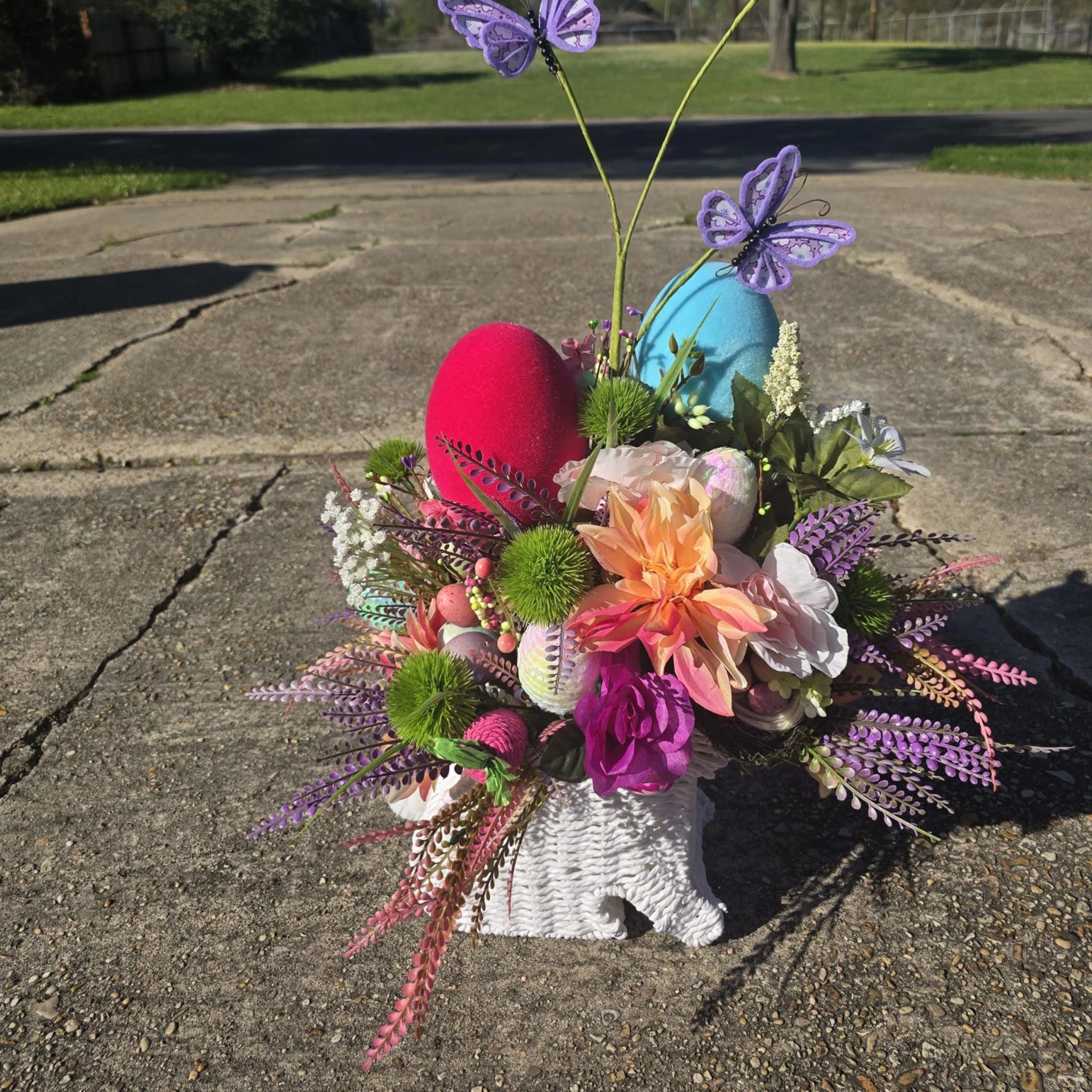 Easter Bunny Centerpiece, photograph 2