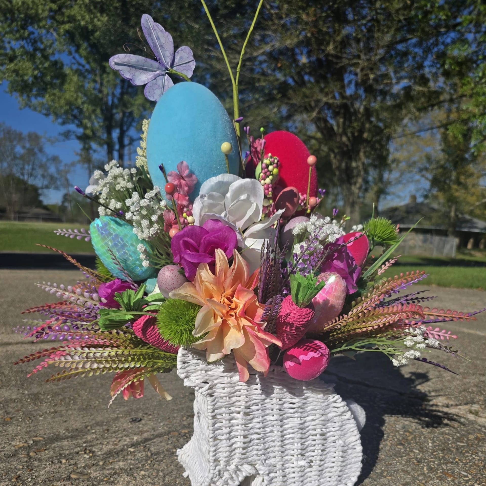 Easter Bunny Centerpiece, photograph 3
