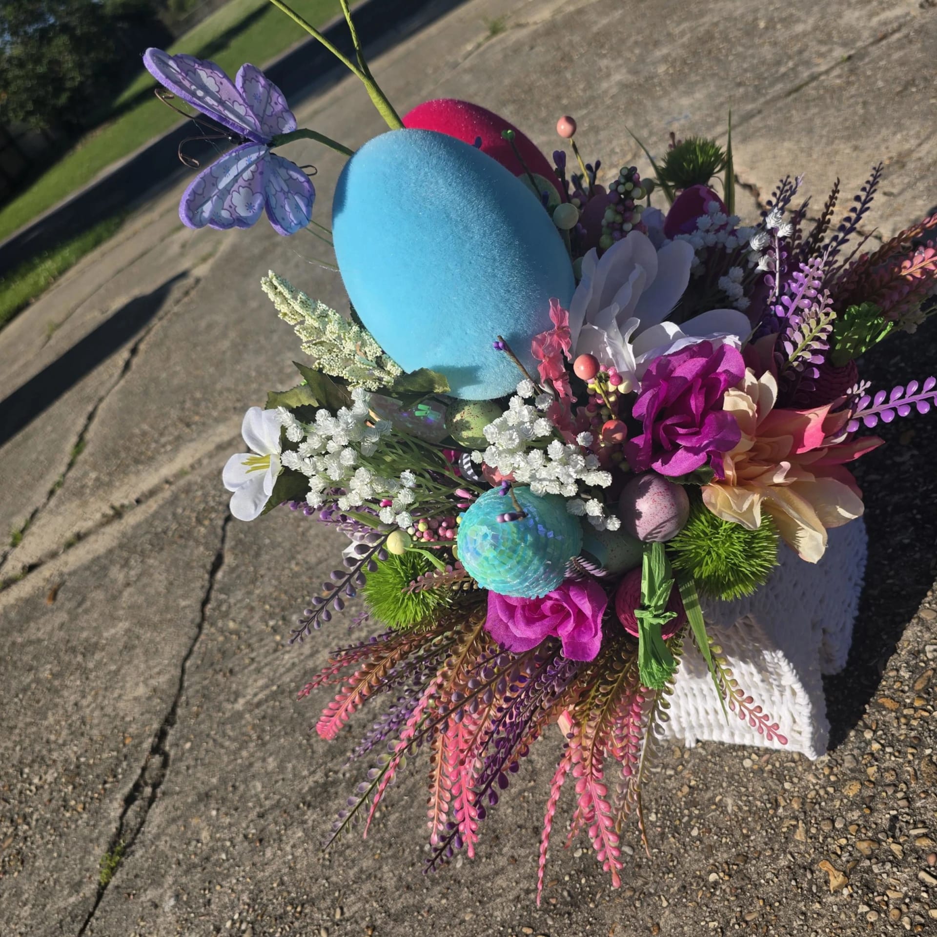 Easter Bunny Centerpiece, photograph 4