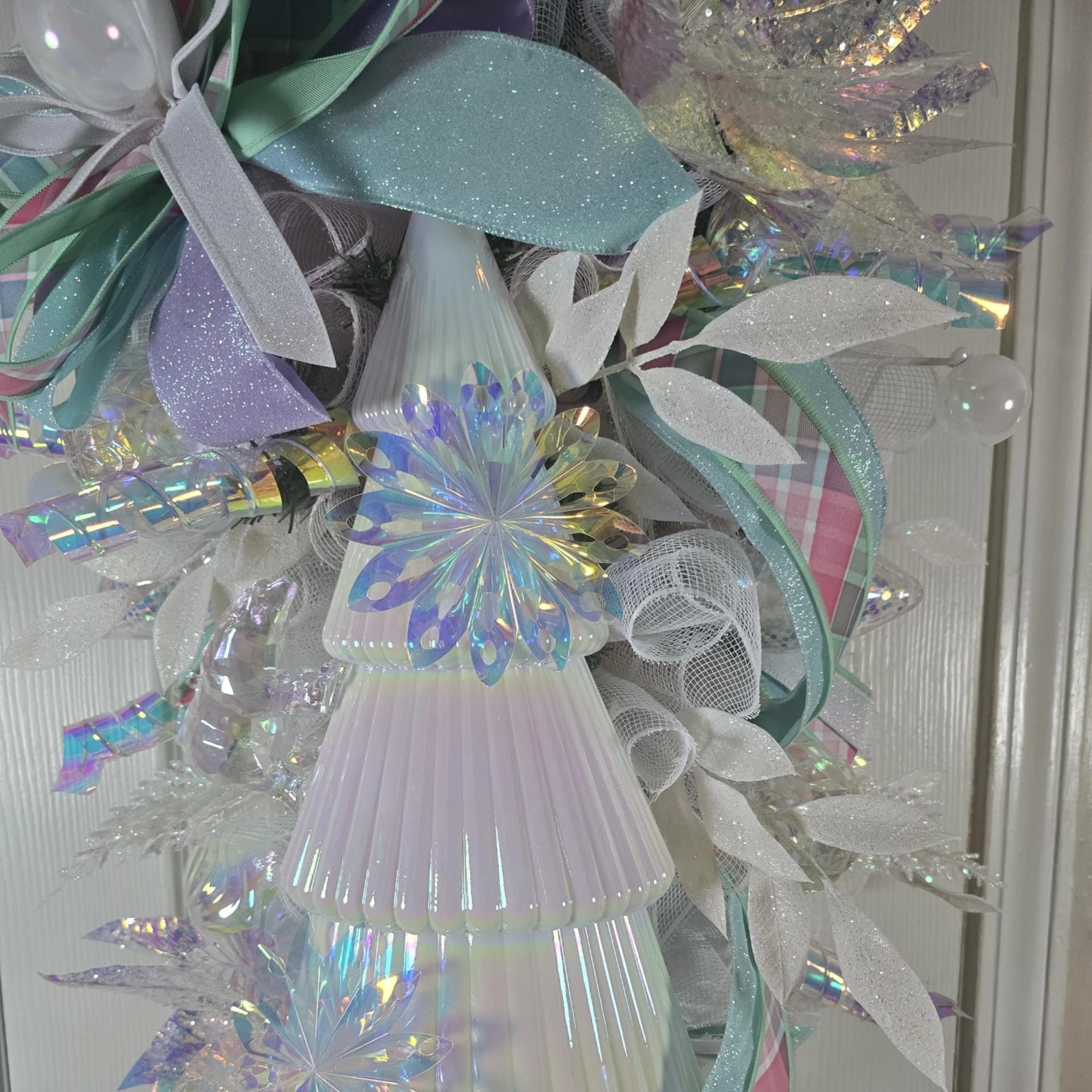 Winter Wonderland Christmas Tree Swag, photograph 4