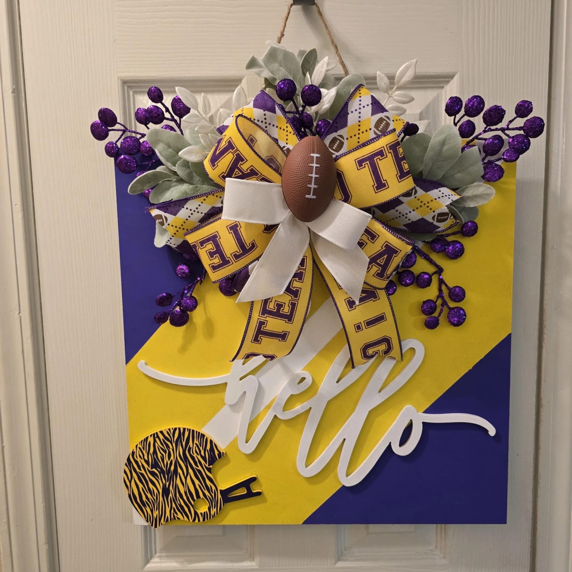 LSU Door Hanger, photograph 2