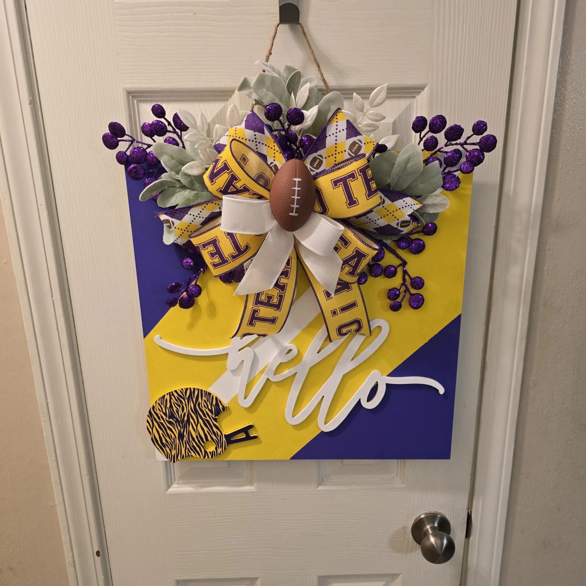 LSU Door Hanger, photograph 3