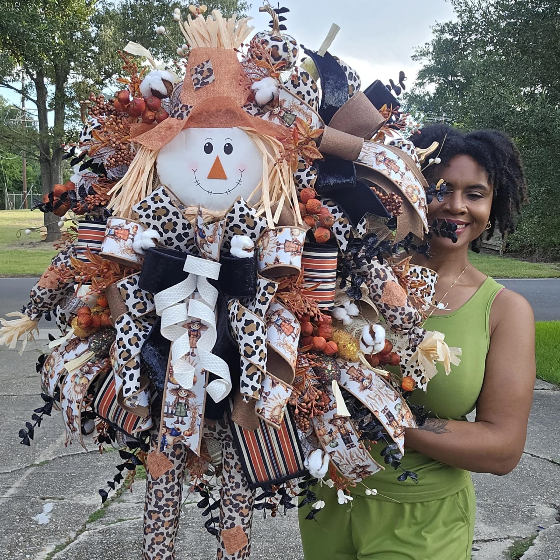 Luxury Leopard Scarecrow Fall Wreath, photograph 3