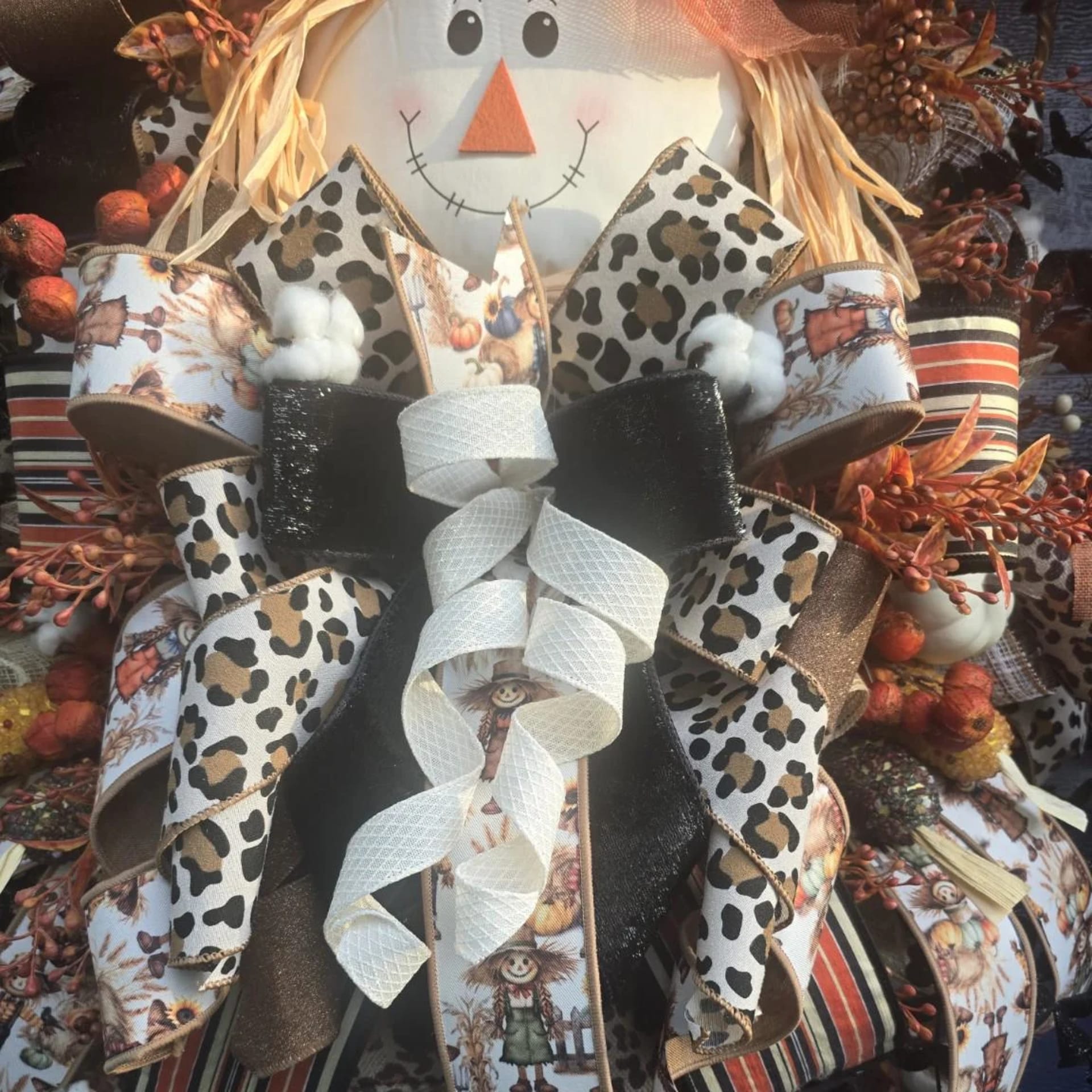 Luxury Leopard Scarecrow Fall Wreath, photograph 5