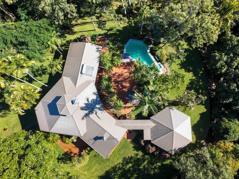 Queensland Sotheby's International Realty. Stunning architectural design