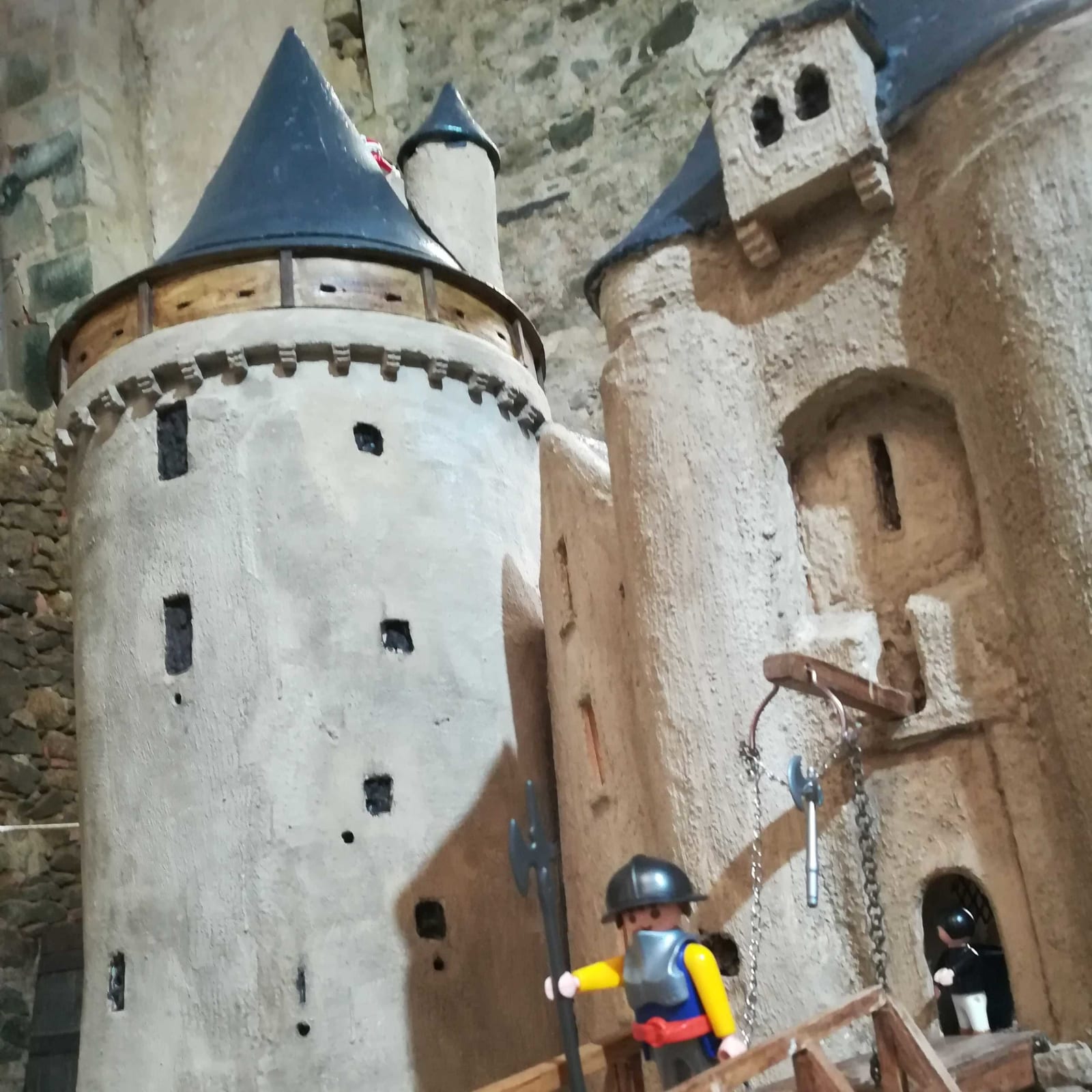 Affiche ou photo de Château de Saint Mesmin - Sacrés chantiers, façon Playmobil®
