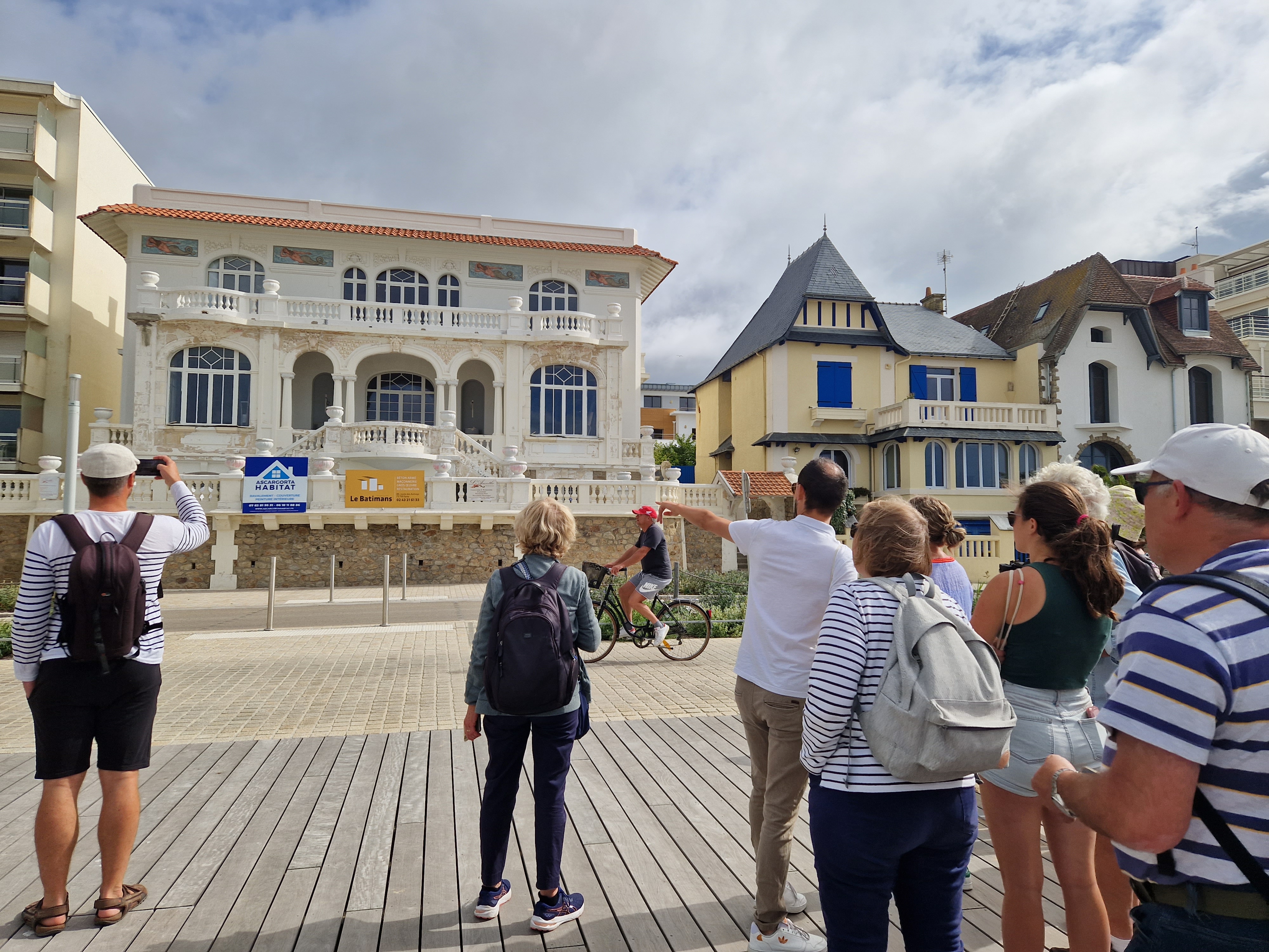 VISITE VOYAGE DANS LE TEMPS