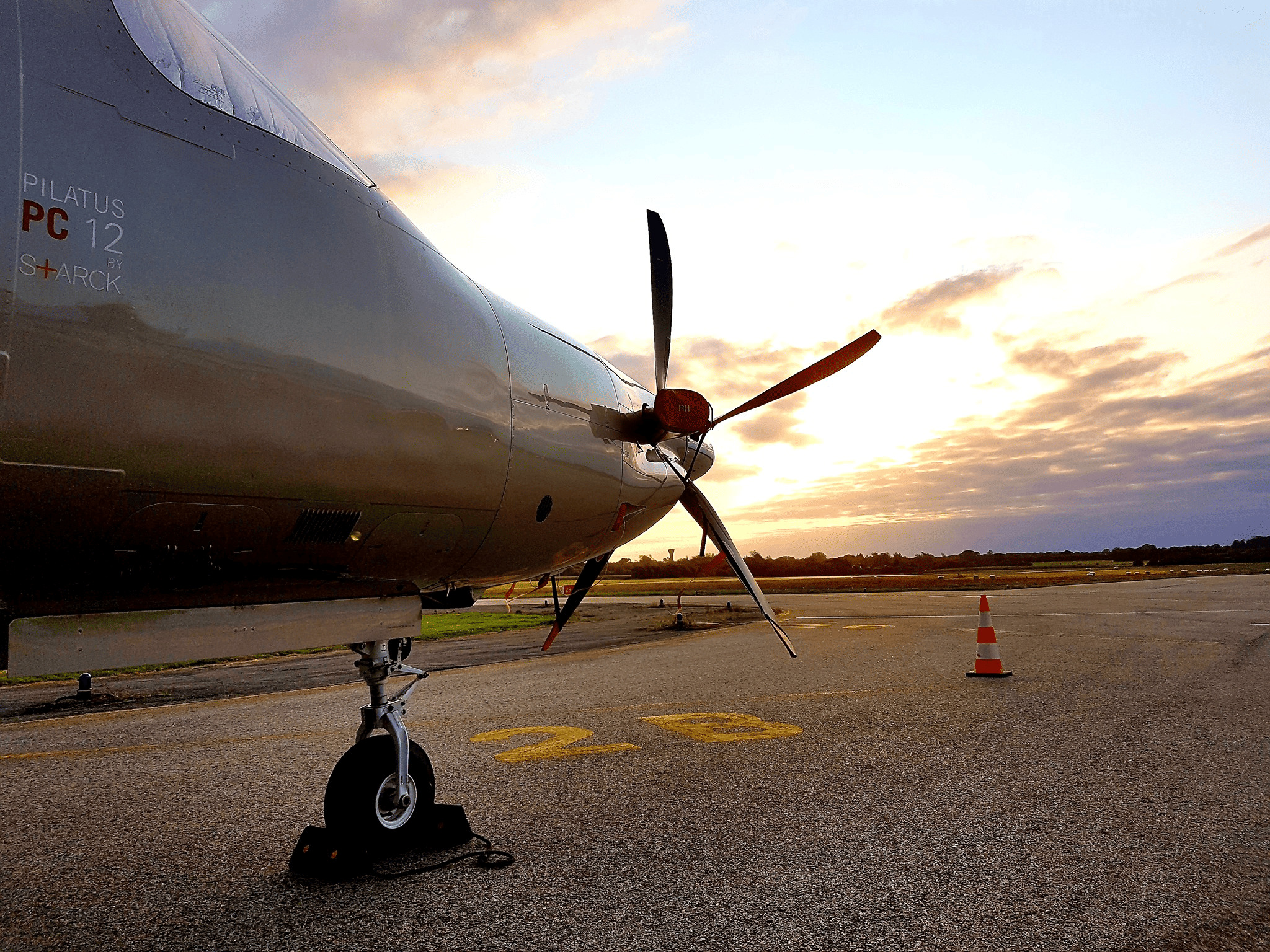 Visite de l'aéroport de Lannion - Côte de Granit Rose