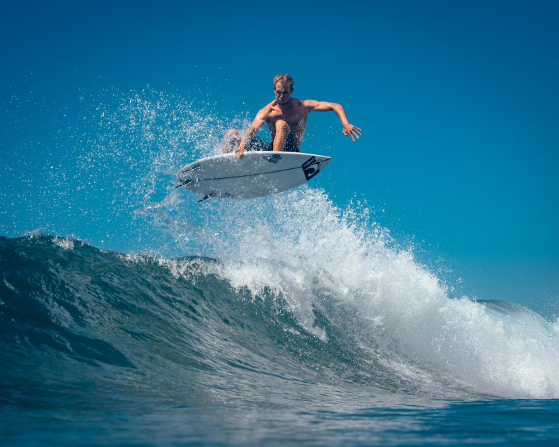 Surf action photographer KZN South Coast — PROFarazzi Media