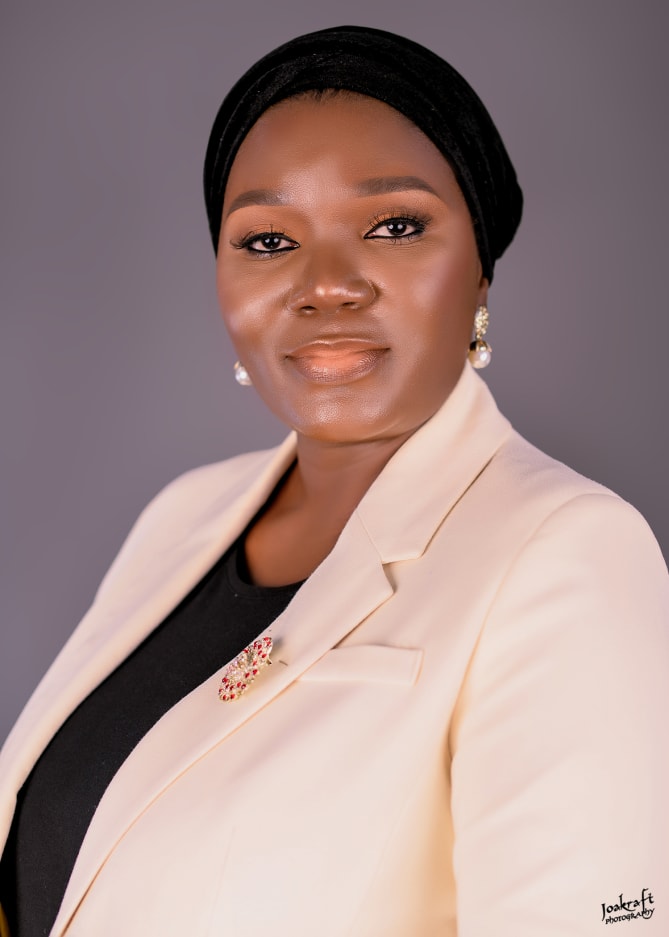 Ejide Akinbiyi