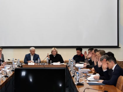 Городские депутаты поддержали увеличение бюджета Ноябрьска