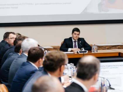 Потребительский рынок, социальная догазификация, помощь Волновахе – какие еще вопросы обсудили главы муниципалитетов Ямала?