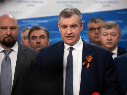 ЛДПР предложила разрешить Рособрнадзору отзывать у мигрантов сертификаты о владении русским языком