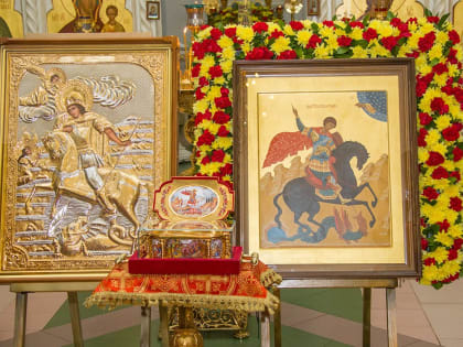 С молитвами о защитниках