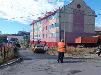 При содействии «Единой России» в Лабытнанги заасфальтировали участок дороги
