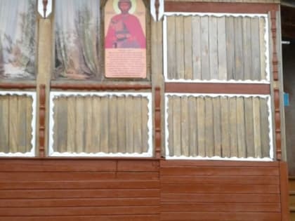 Прихожане п.Ханымей принимают постоянное участие в благоустроистве храма