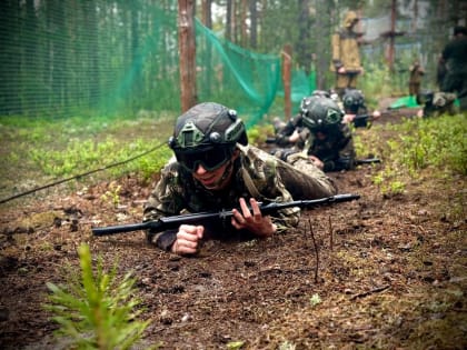 Команда клуба «Ермак» из Ноябрьска одержала победу на профильной смене