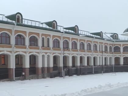 Много благородного дерева и редкого камня: о благоукрашении строящегося в Салехарде храма