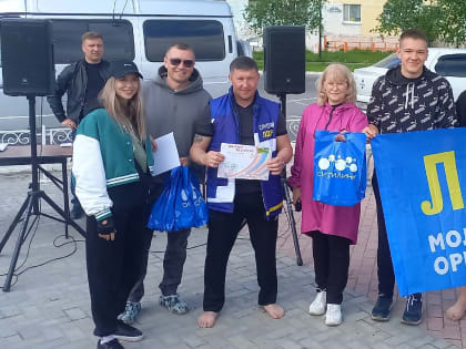 Команда ЛДПР приняла участие в гонках на катамаранах и заняла место на пьедестале