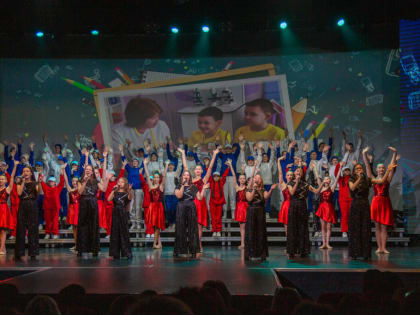В Муравленко торжественно открыли Год педагога и наставника