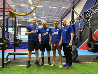 Салехардские молодогвардейцы провели тренировку по «CrossFit»