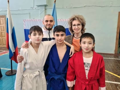 Партпроект «ZаСамбо»: С 1 сентября ученики трех школ Ноябрьска на уроках физкультуры начнут изучать основы самбо