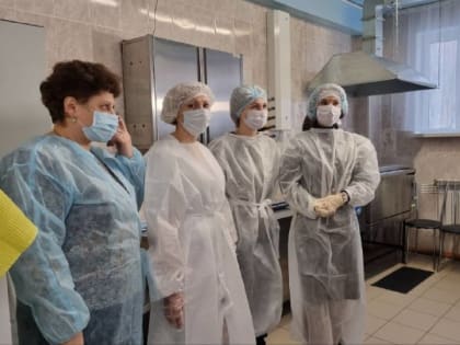«Здоровое питание»: активисты партпроекта проверили, как кормят малышей в детских садах Нового Уренгоя