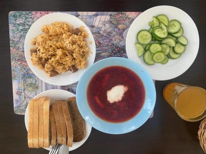 «Единая Россия» проверила качество школьного питания в Губкинском