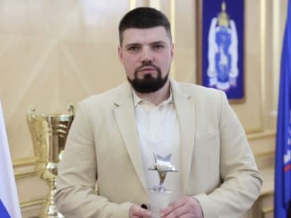 Ноябрянин Роман Городнов стал лучшим учителем России в проекте «Футбол в школе»