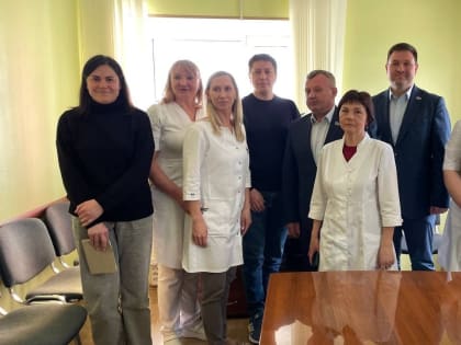 В Салехарде поблагодарили фармацевтов за профессионализм