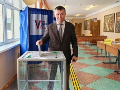 Депутат Городской Думы Артур Галимулин принял участие в выборах Президента РФ