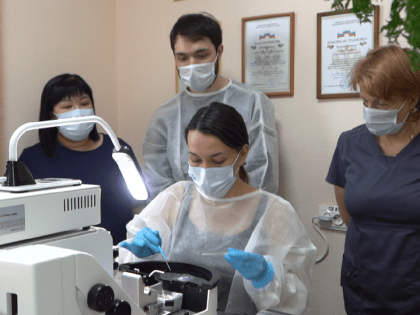 Первые выпускники факультета лабораторной диагностики НУРМК станут специалистами уже через месяц