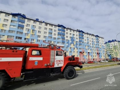 В Ноябрьске прошли пожарно-тактические учения на многоэтажный и многоквартирный дом