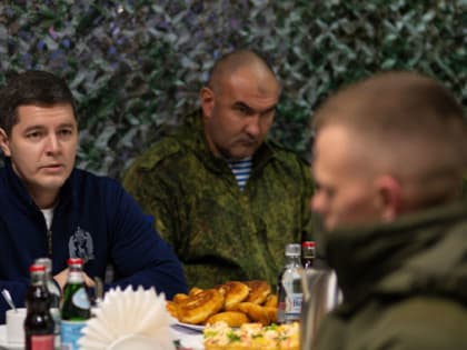 Дмитрий Артюхов пообщался с бойцами СВО и передал им крупную партию техники