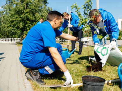 Каждый нефтяник должен посадить дерево, пробурить скважину и вырастить молодого специалиста