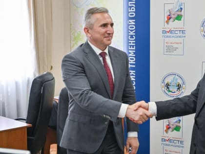 Александр Моор первым из кандидатов в губернаторы Тюменской области подал документы на регистрацию в областной избирком