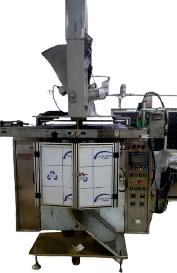 Multitrack Servo Auger Powder Filling Machine