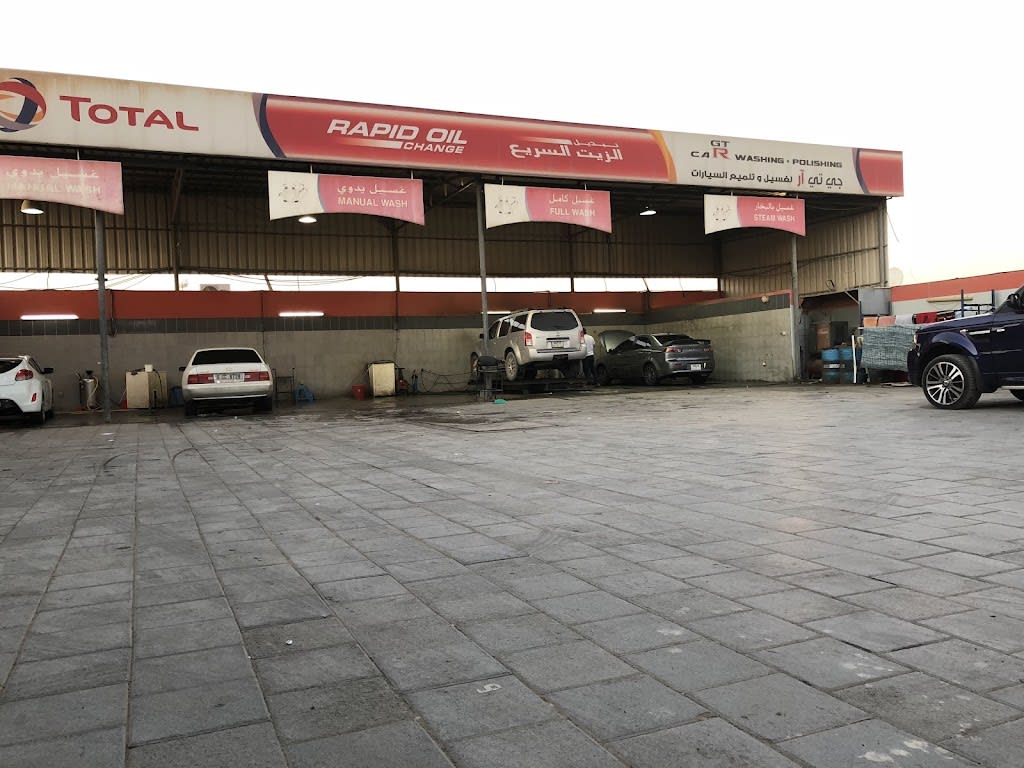 Total GTR service station pitstop